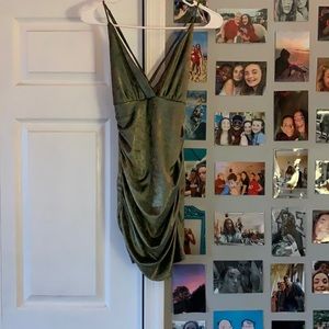 Lucy in the sky mini v neck velvet cross back dress size  small